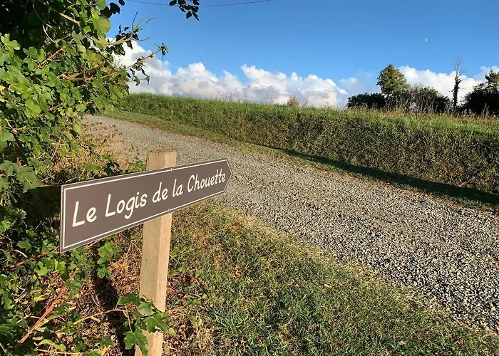 Le Logis De La Chouette Guest house Bauge-en-Anjou