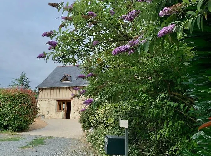 Le Logis De La Chouette בית הארחה